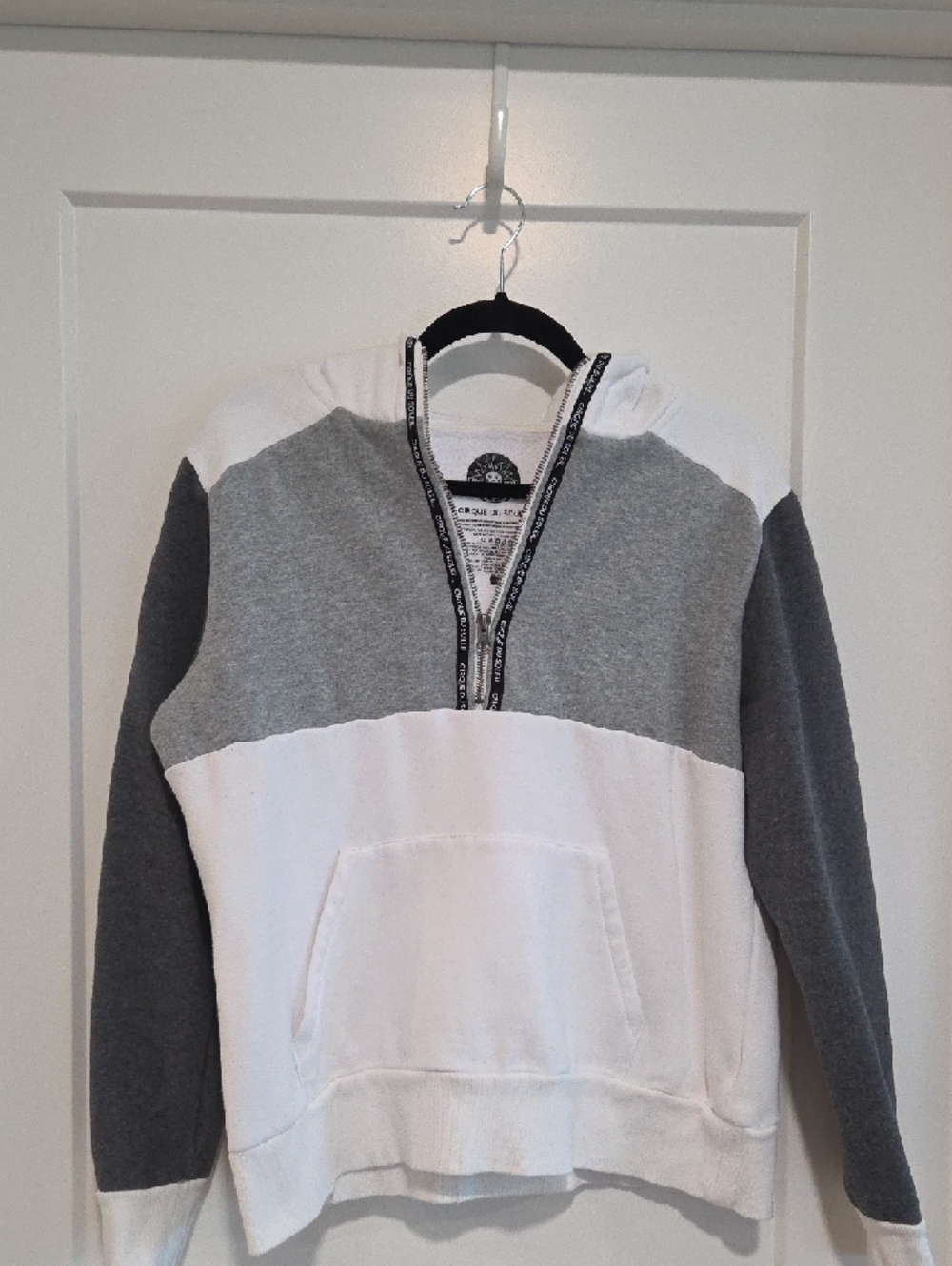 Cirque Du Soleil Two-Tone Hooded Pullover Sweater - White & Gray